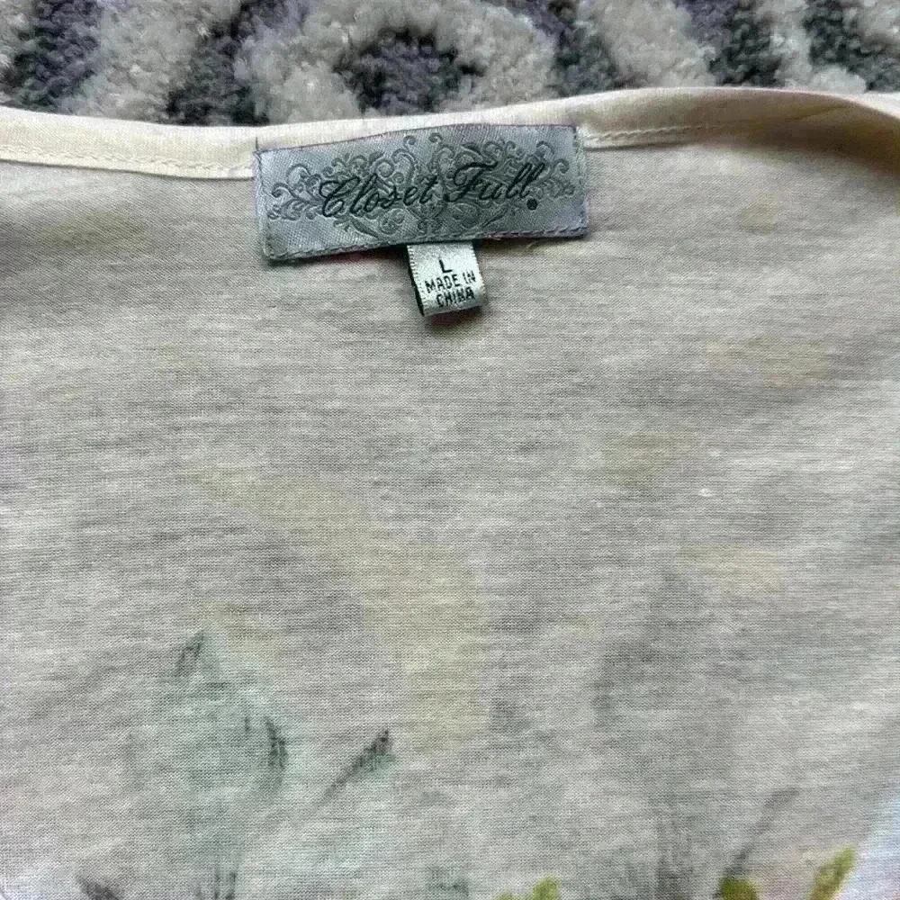 Closet Full women’s shirt size L NWOT - Picture 2 of 3